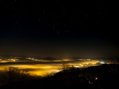 (270) nightsky over misty lake Zürich