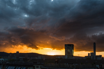 (282) Zürich Prime Tower sunset 1