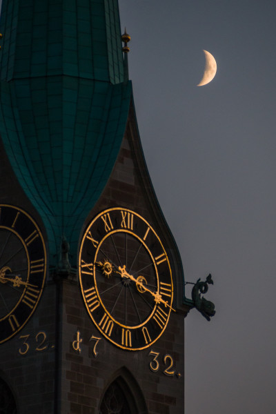 (281) moon and St. Peter church Zürich